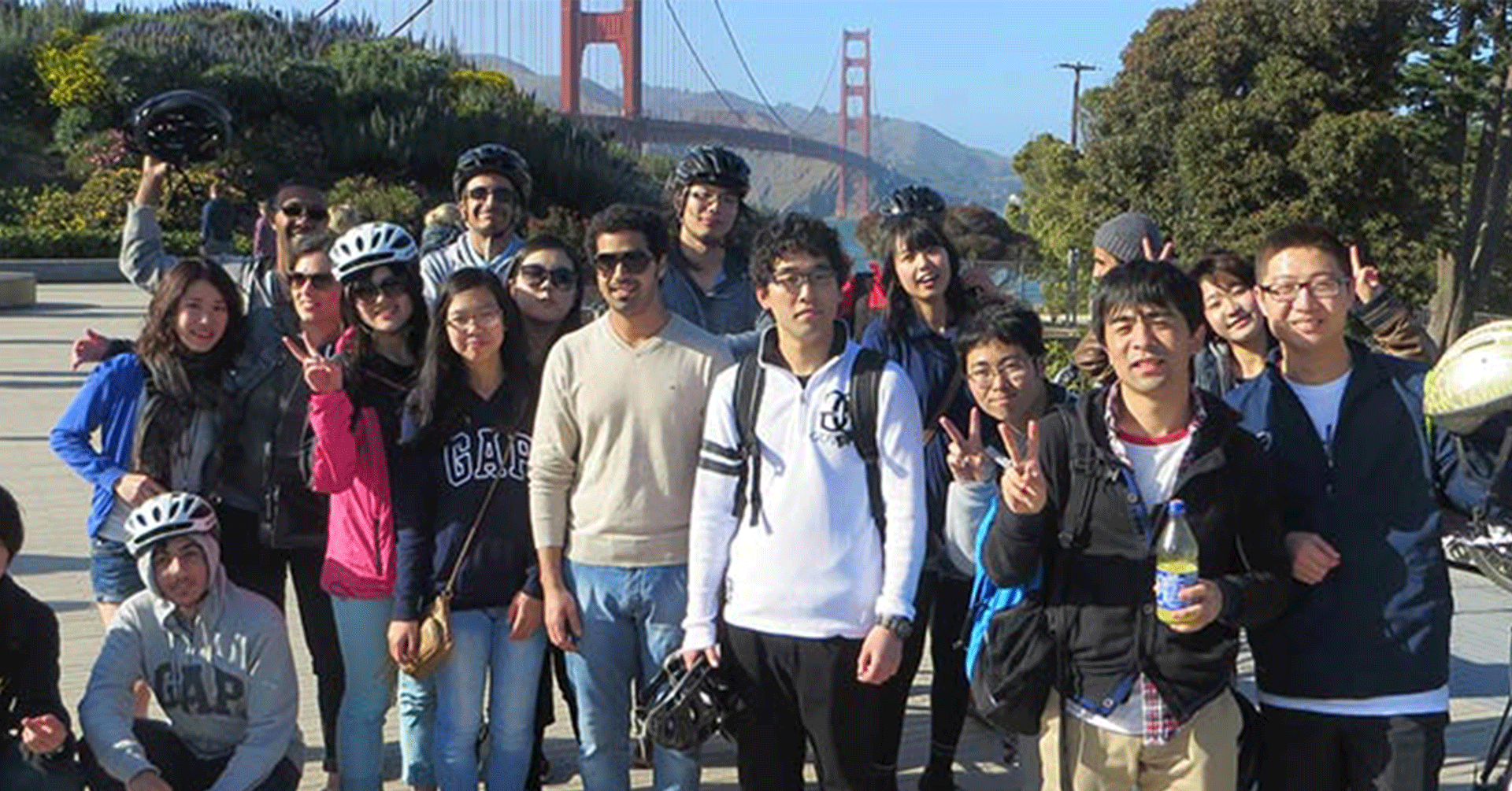International students in front of the Golden Gate Bridge in San Francisco